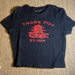 Black Cropped graphic tee